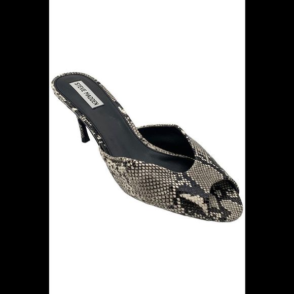 Steve Madden Women's Riveting Sandal Snake Print - Medium - Picture 1 of 3